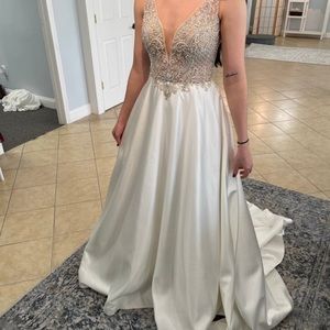 Casa Blanca wedding gown